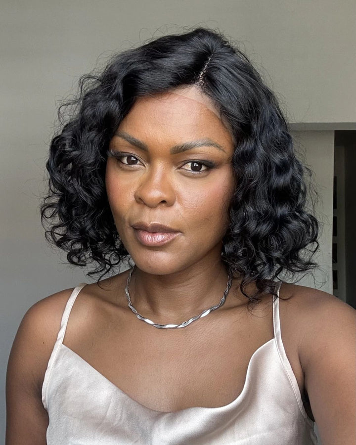 Perruque à fermeture en dentelle 5x5 avec boucles ondulées