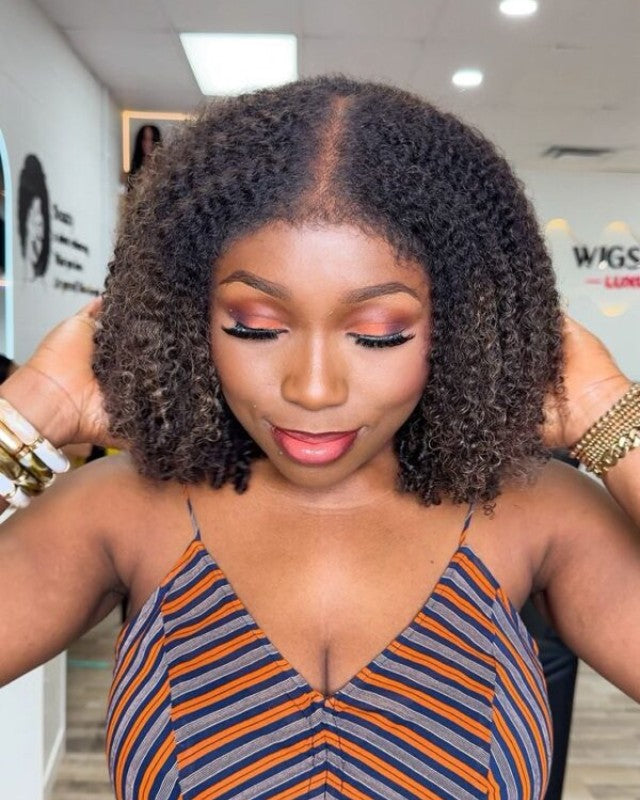 Perruque en dentelle 5x5 avec cheveux bouclés naturels et ligne blond clair