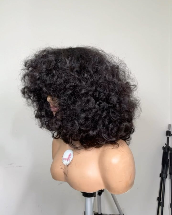 Perruque Bob bouclée volumineuse sans colle avec frange