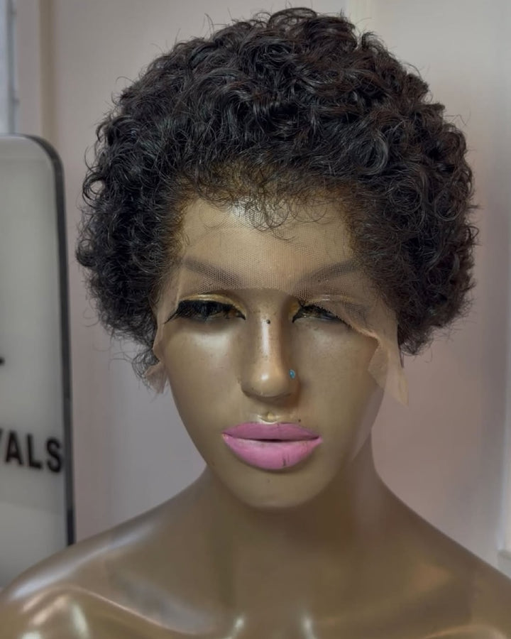 Perruque Lace Front noire naturelle bouclée avec ligne frontale hybride