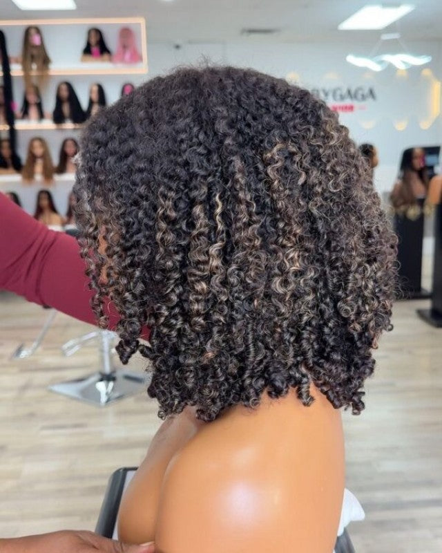 Perruque en dentelle 5x5 avec cheveux bouclés naturels et ligne blond clair