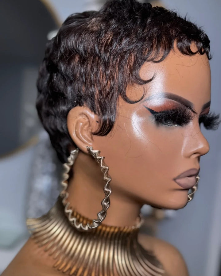 Perruque courte pixie avec raie sur le côté et dentelle intégrale